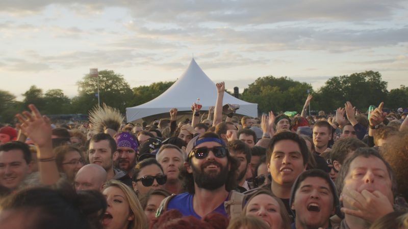 Chicago concert crowd
